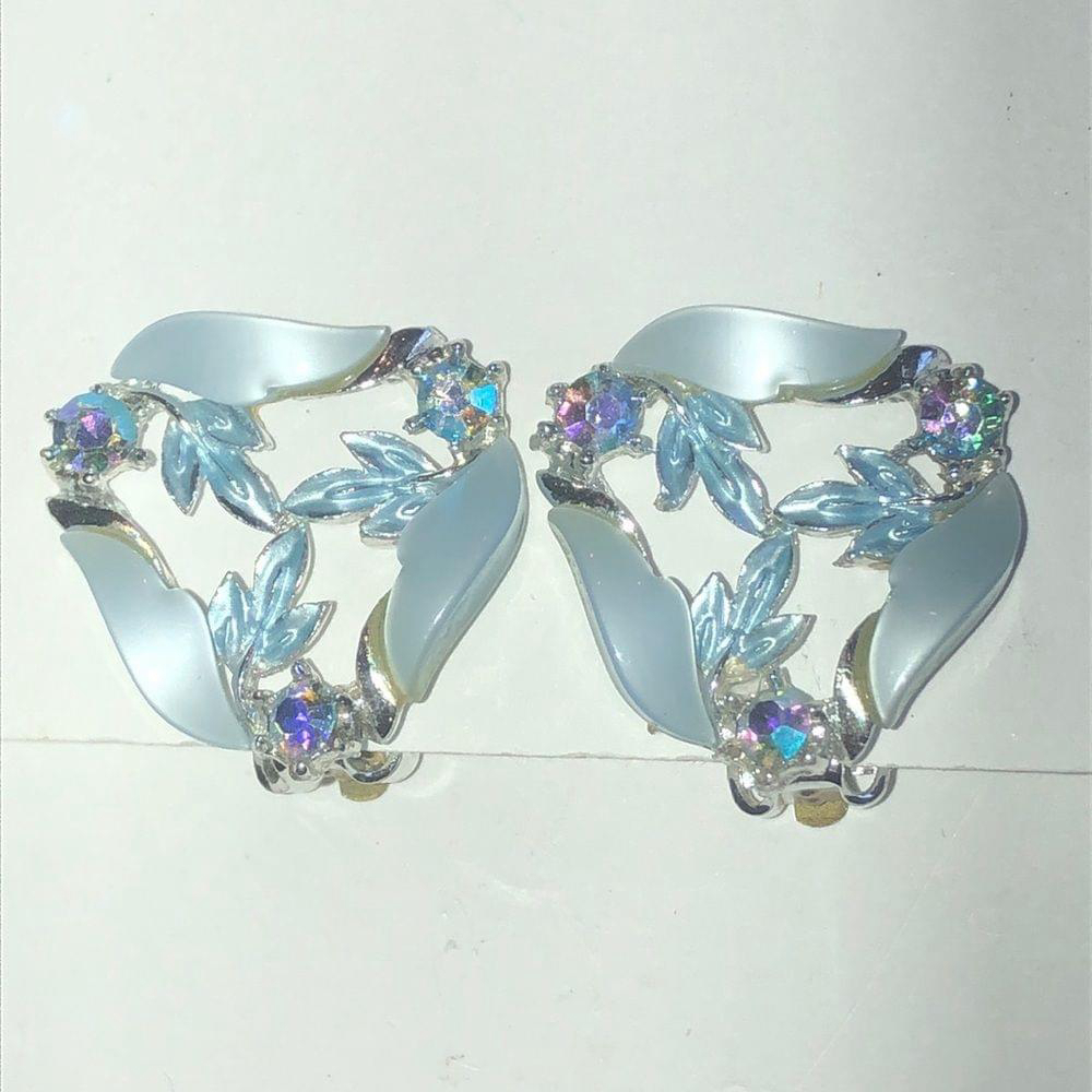 Vintage Silver Tone Light Blue Thermoset AB Rhinestone Clip On Earrings